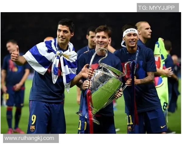 塔吉克男孩的足球梦想与明星之路探索他们的名字背后的故事与传奇